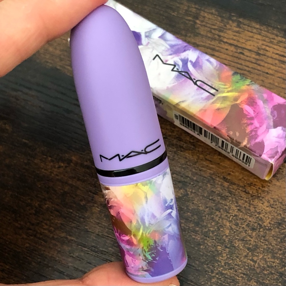 MAC matte lipstick - Full size Limited Edition - Picture 5 of 7